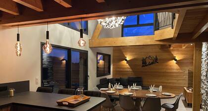 New luxury villa, breathtaking view, swimming pool and outdoor amenities