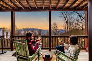Property grounds - Luxe Mountain Views - Sauna, Sky Dome, Hot Tub (Bryson City)