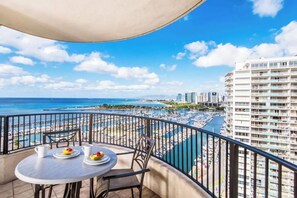 Unclassified image, 2 of 9, button