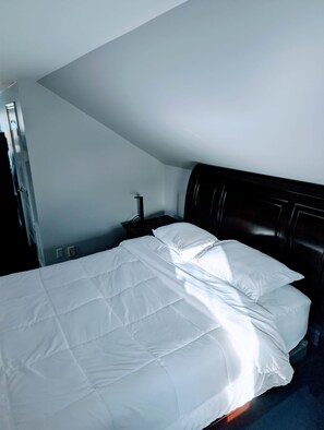 WiFi, bed sheets