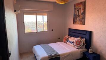 Comfort Apartment, Balcony, City View