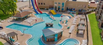 LUXURY 4br/3ba sleeps 12 at Bridges Bay. RARE 2 king rooms w/ ensuite baths!