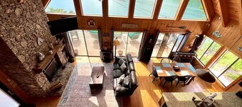 Sunset Point on Lake Keowee - Expansive views, deep water dock and hot tub!