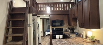 Tranquil 2-bedroom cottage with AC in charming Carolina, AL