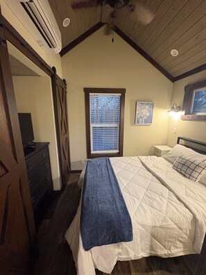 Bügeleisen/Bügelbrett, WLAN, Bettwäsche