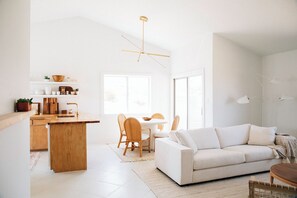 Living area - Bohobunnie Bungalow • Artist Retreat in P-town (Pioneertown)