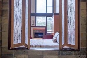 Room - Sunshine Mountain Lodge - Superior Room (Banff)