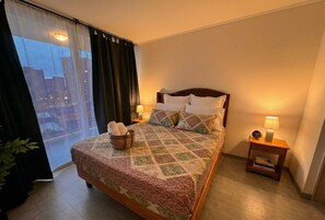 Standard-Apartment, 2 Schlafzimmer | Bügeleisen/Bügelbrett, kostenloses WLAN