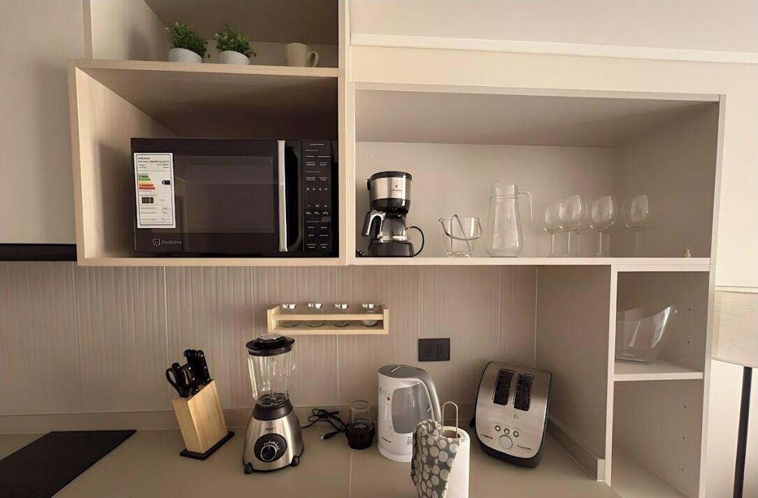 Appartamento Standard | Cucina privata | Microonde, forno, piano cottura, pentole/stoviglie/utensili