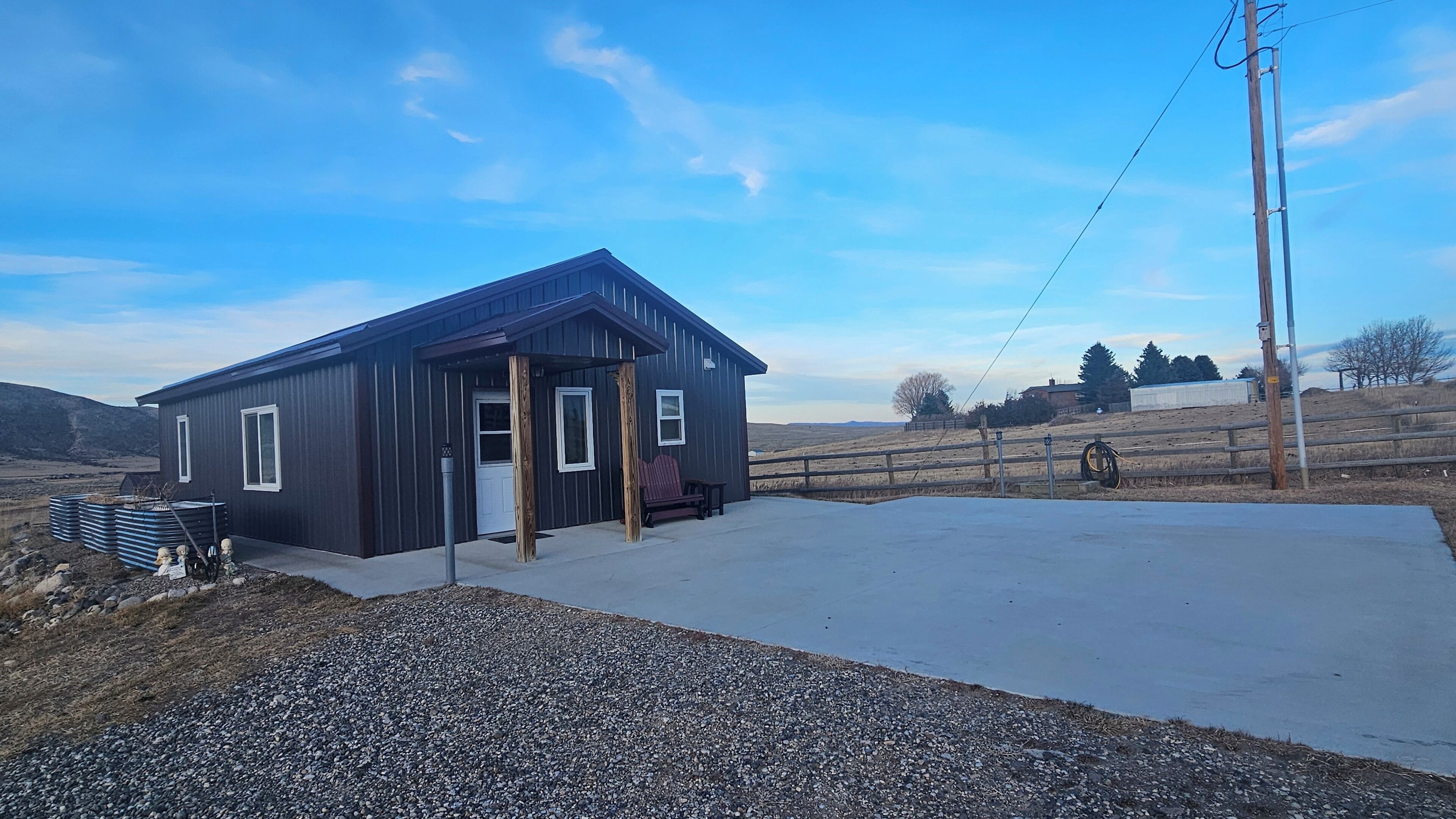 المنشأة من الخارج