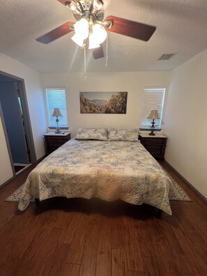 3 bedrooms, free WiFi, bed sheets