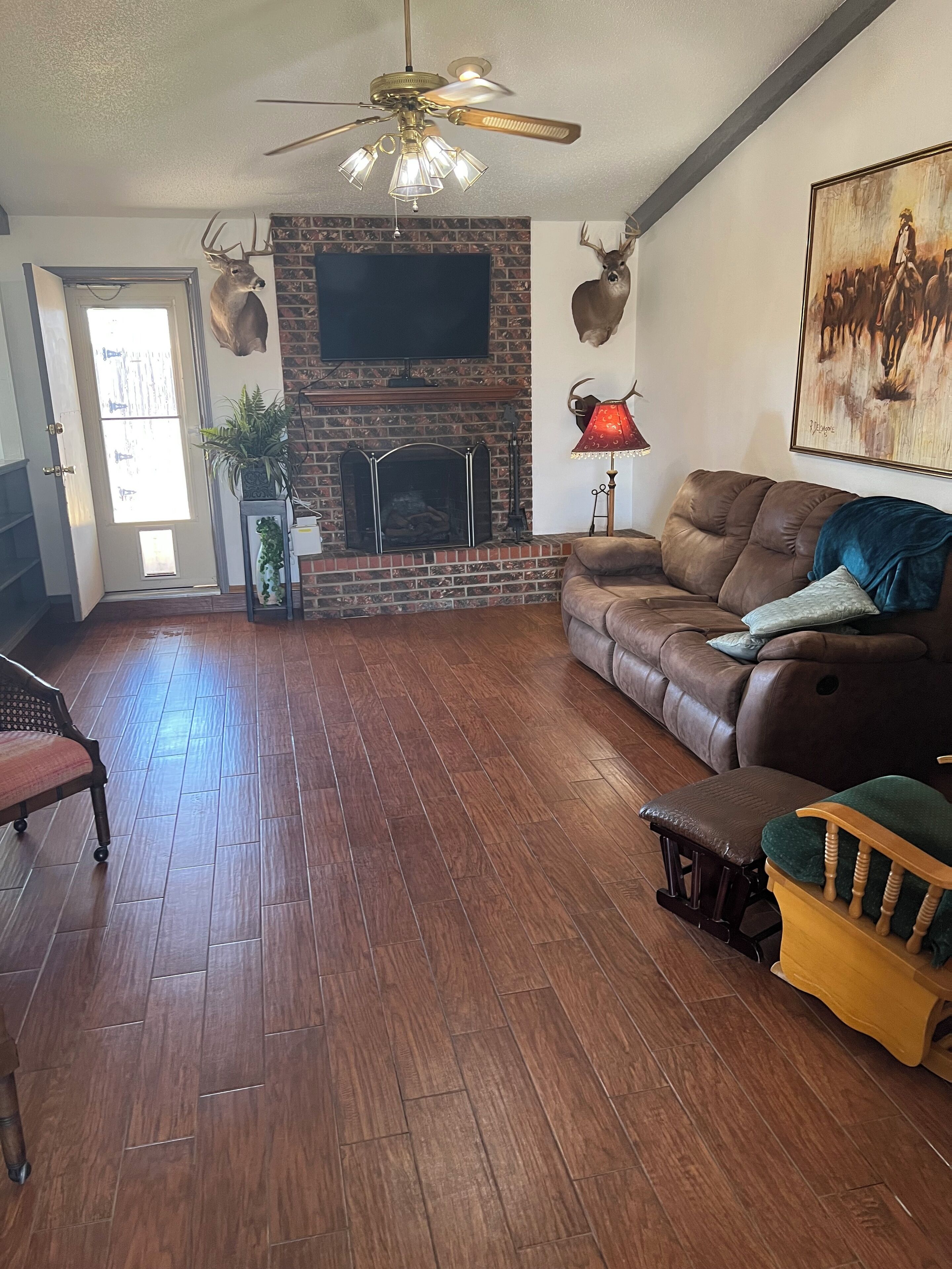 Televisor intel·ligent i llar de foc 