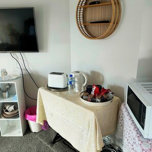 Interior - One8Endeavour -A serene space designed for peace, comfort, and quiet relaxation. (Tauranga)