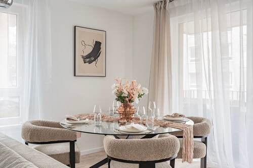 14 Avenue DDB - A 5 km de Strasbourg, parking