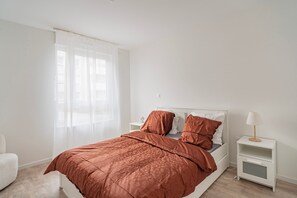 3 bedrooms, iron/ironing board, free WiFi, bed sheets - 14 Avenue DDB - A 5 km de Strasbourg, parking (Schiltigheim)
