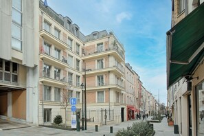 Exterior - Esprit Village - Avec parking privé (Clamart)