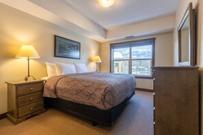 2 Schlafzimmer, Bügeleisen/Bügelbrett, Reisekinderbett, kostenloses WLAN