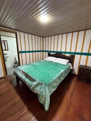 Classic Double Room - Hostal Casa Celeste (Murillo)