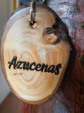 Gambar tidak terklasifikasi, 5 dari 33, tombol