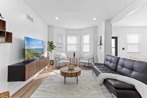 Uklassifisert bilde, 2 av 61, knapp