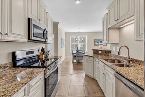 Fridge, microwave, oven, stovetop - Peaceful 3-bedroom condo with pool in Murrells Inlet (Murrells Inlet)