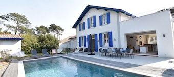 CAPBRETON "CARPE DIEM" Magnificent house with swimming pool for 10 people