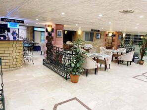 Nicht klassifiziertes Bild, 3 von 23, Schaltfläche