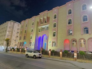 Nicht klassifiziertes Bild, 4 von 23, Schaltfläche