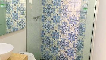 Asciugamani, sapone, carta igienica