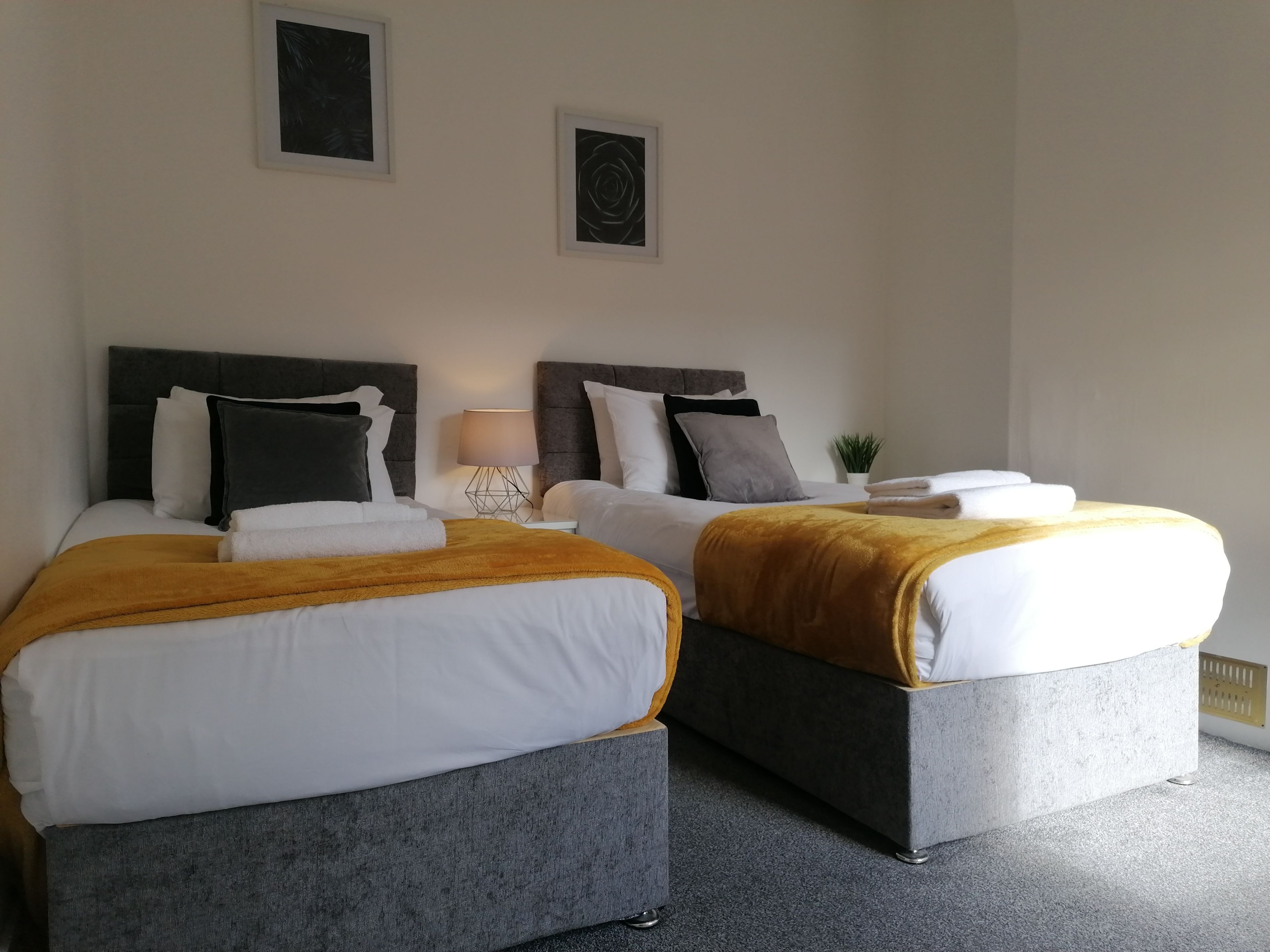4 bedrooms, iron/ironing board, free WiFi, bed sheets