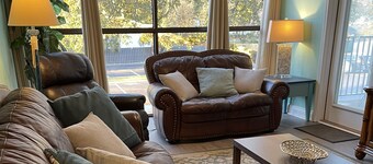 Southern Oak by the Sea