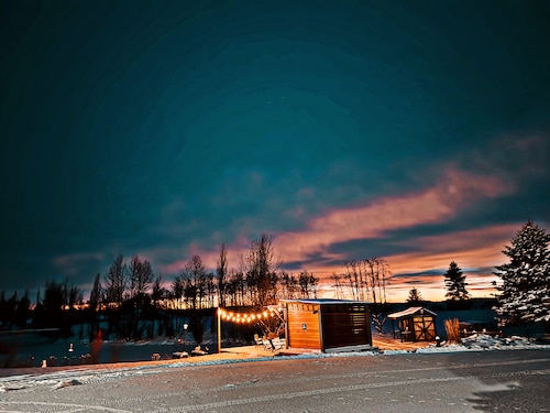 Mirrored Waters Ranch Cabin
