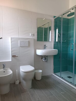 Bathroom - Hotel Susy (Riccione)