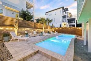 Pool - New Kulula EAST - 3 BR Short walk to the beach, heated pool, Sleeps 9 (Santa Rosa Beach)