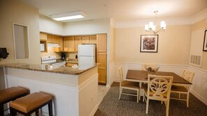 Unclassified image, 5 of 8, button