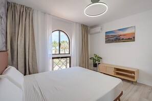 1 bedroom, iron/ironing board, WiFi, bed sheets - Royal Ocean View, Costa Adeje (Costa Adeje)