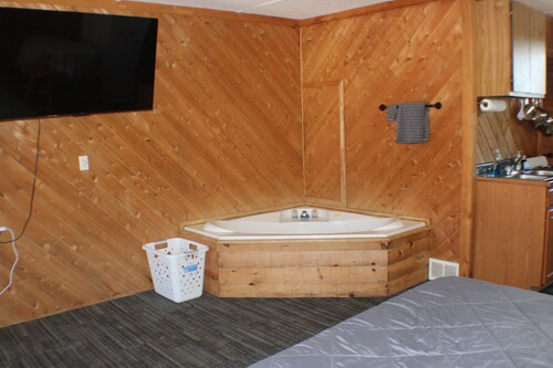 AC4 Northwoods Getaway perfect for relaxing getaway