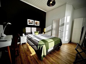 Imej tidak diklasifikasikan, 2 daripada 85, butang