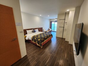 Habitación Deluxe doble, balcón | Wifi gratis