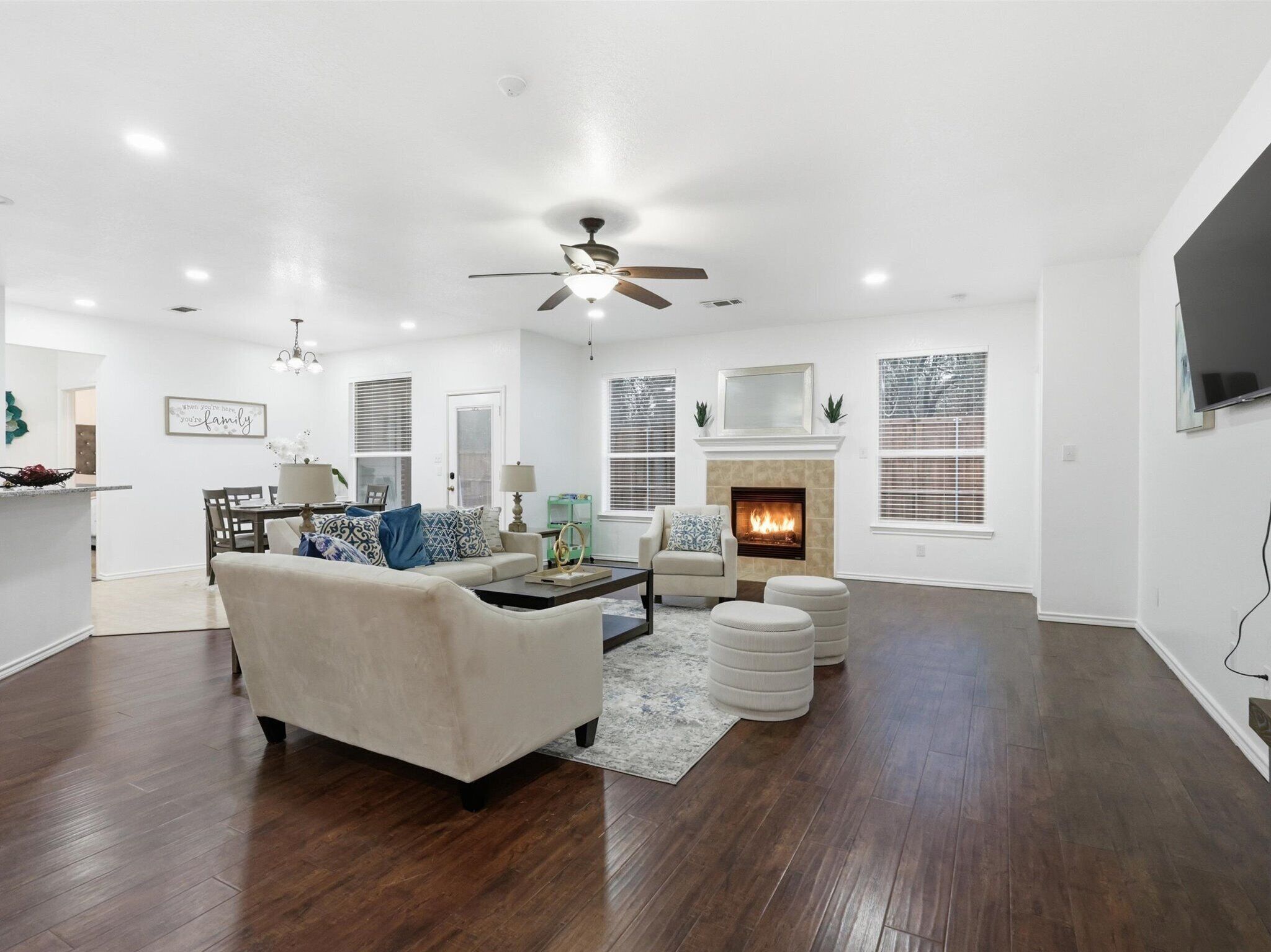 TV connectée, cheminée