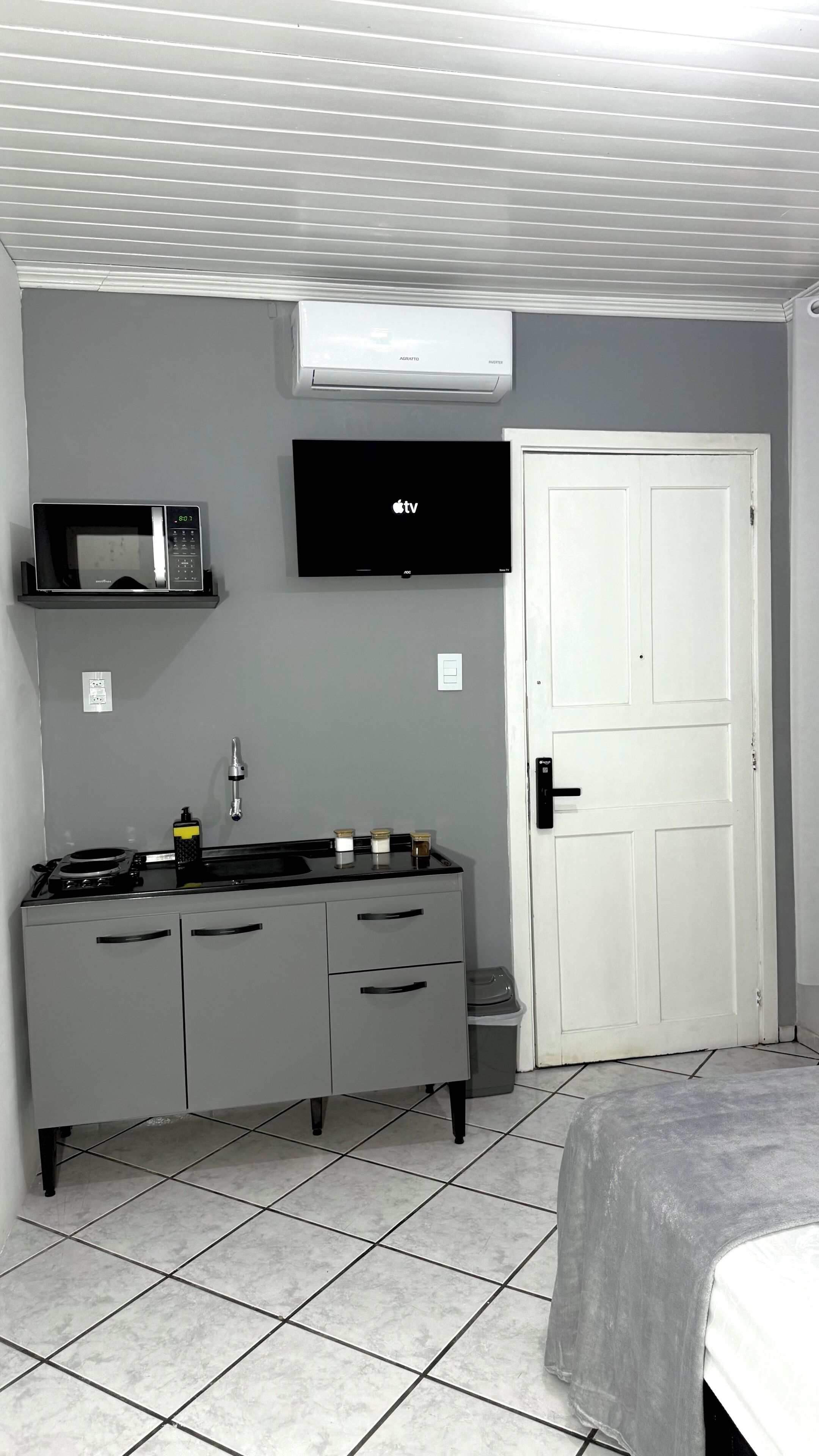 Accès Internet, draps fournis