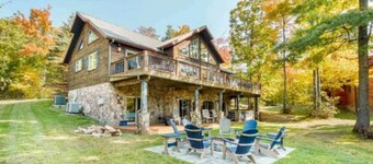 Vaulted Views Stone Lodge