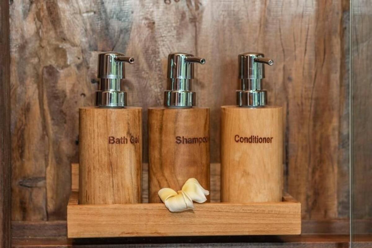 Shower, free toiletries, hair dryer, slippers