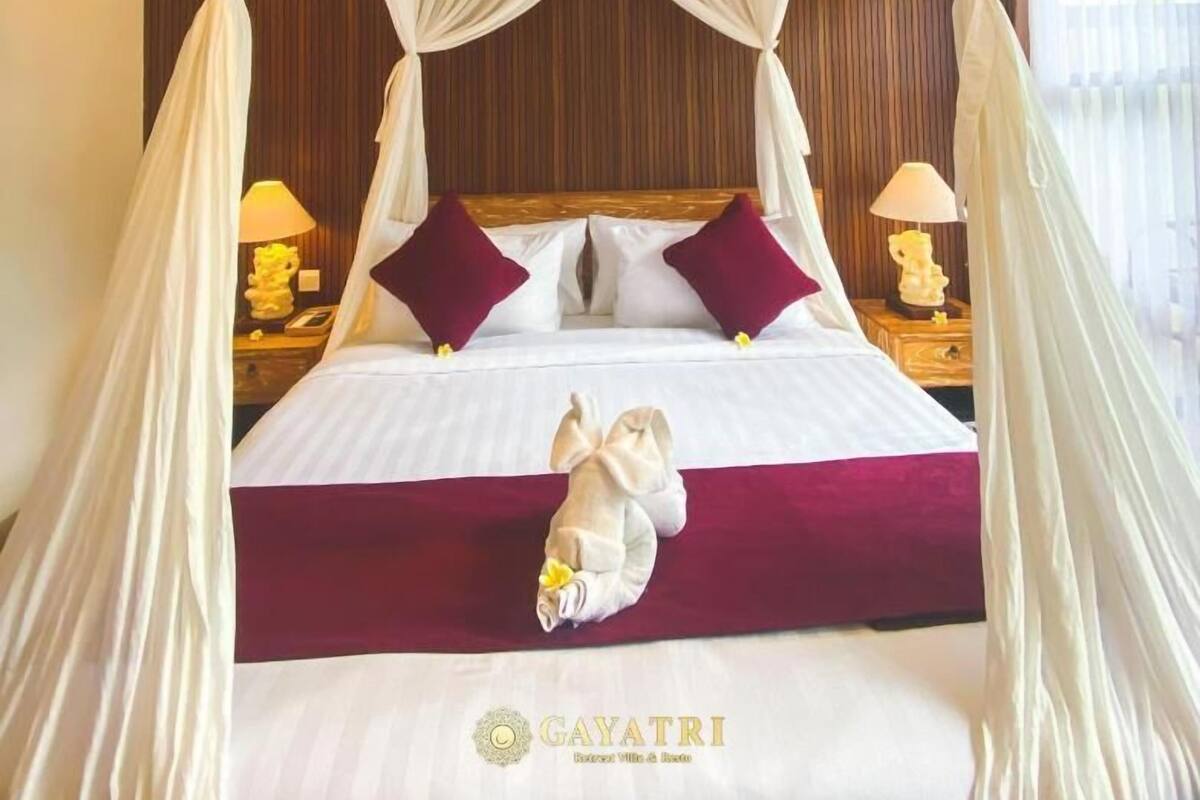 Deluxe Double Room, Balcony, Garden View