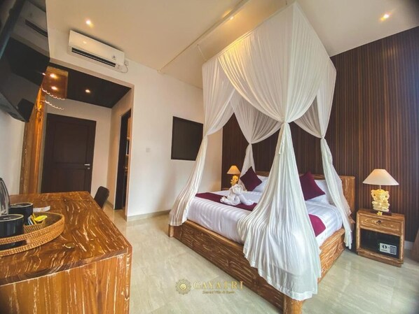 Deluxe Double Room, Balcony, Garden View