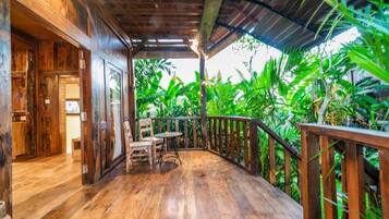 Camera Superior con 2 letti singoli, balcone, vista giardino | Interni