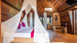 Junior Double Room, Balcony, Garden View | Desk, blackout drapes, soundproofing, iron/ironing board - Gayatri Retreat Ubud (Ubud)