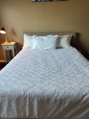 2 quartos, ferros/tábuas de passar roupa, Wi-Fi de cortesia