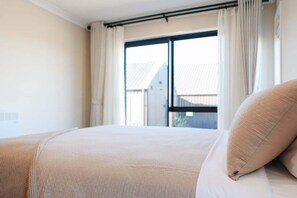 Unclassified image, 3 of 18, button - Heavenly Tekapo 4bdr4ba (Lake Tekapo)