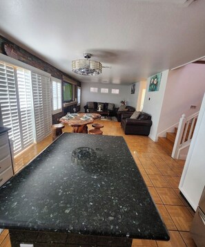 Interior - Awesome 4-bedroom house close to the strip (Las Vegas)